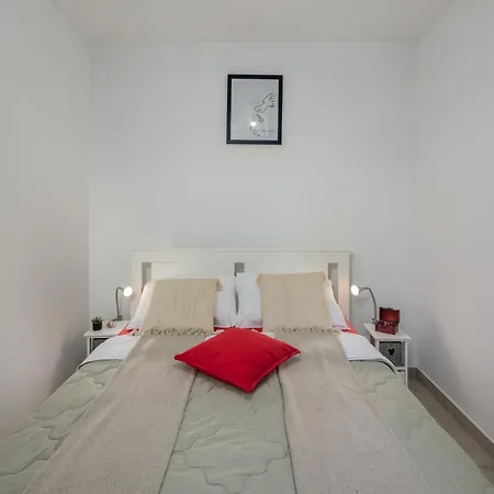 別荘 Harmony House Vito With Lovely Terrace - Happy ロパール